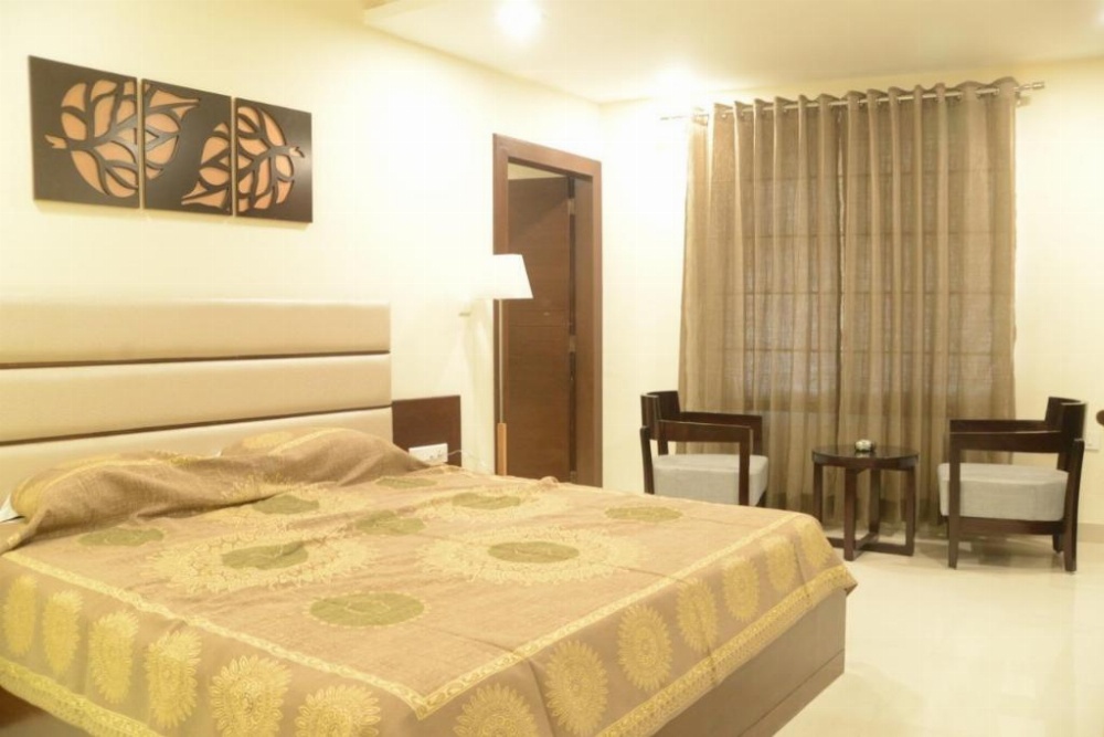 Room image 4